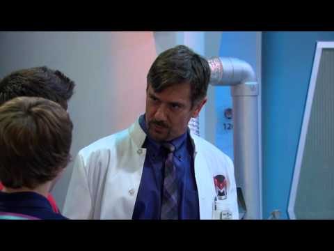 Могучие медики сезон 1 серия 25