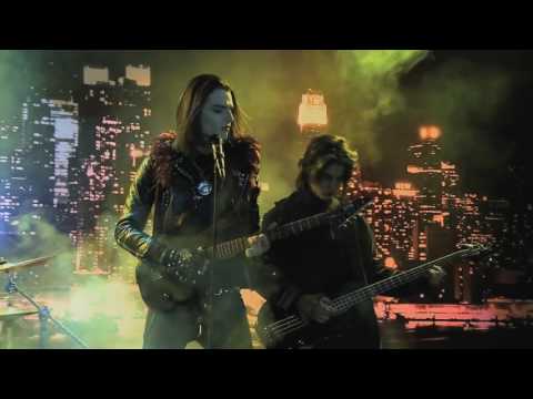 Мирко из сериала девочка вампир