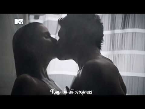 В какой серии малия и тео поцелуются