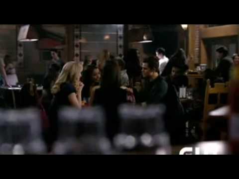 Смотреть сериал дневники вампира сайт дневники вампира